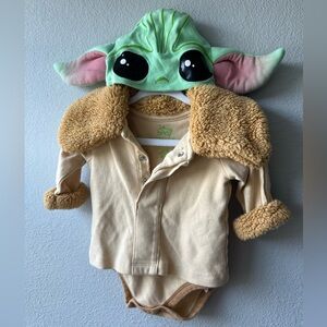 Baby yoda baby Halloween costume size 3-6 month